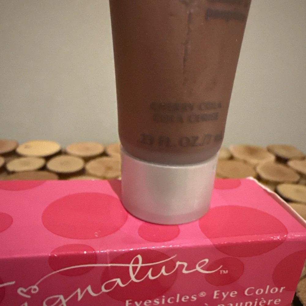 Mary Kay Signature 